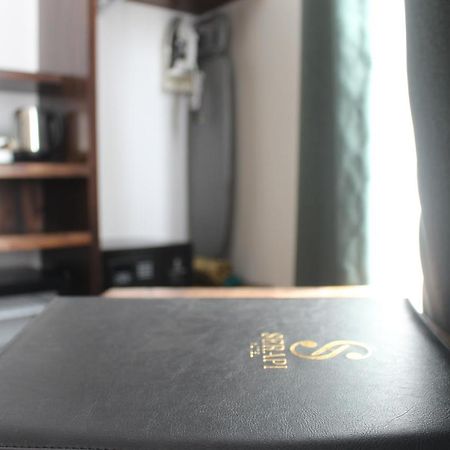 Serapi Hotel Κουτσίνγκ Εξωτερικό φωτογραφία