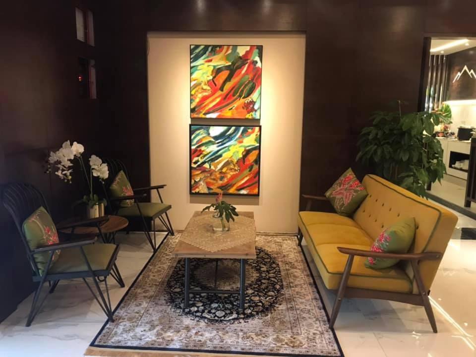 Serapi Hotel Κουτσίνγκ Εξωτερικό φωτογραφία