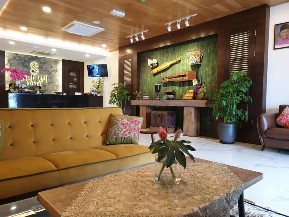 Serapi Hotel Κουτσίνγκ Εξωτερικό φωτογραφία